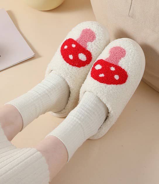 SOFT PLUSH MUSHROOM HEART RAINBOW WARM SLIPPERS | 40SP014